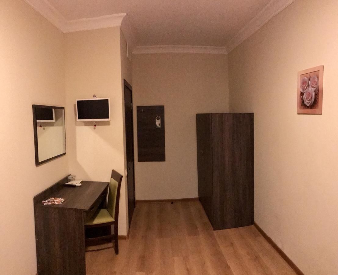 Отели типа «постель и завтрак» Non-stop Economy hotel Борисполь-24