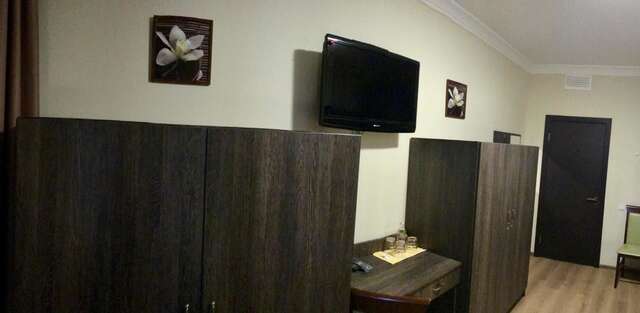 Отели типа «постель и завтрак» Non-stop Economy hotel Борисполь-15